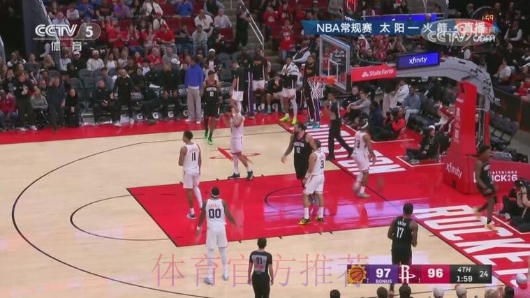 阿门正面大踏步突进 滑翔飞身挑篮2+1 阿门正面大踏步突进 滑翔飞身挑篮2+1